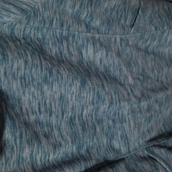 St John's Bay, Comfortable Warm And Cozy women's pull over fleece shirt in XXL - Picture 6 of 9